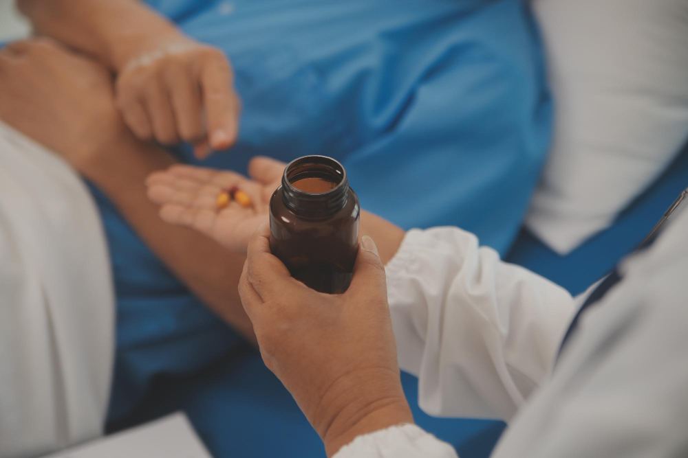 أدوية علاج التسرب الوريدي للرجال: هل الدواء يكفي؟